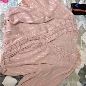 Three quarter sleeve shirt